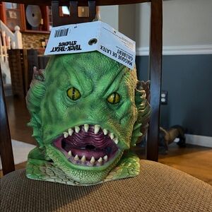 NWT Dark Side Gillbert sea creature Mask